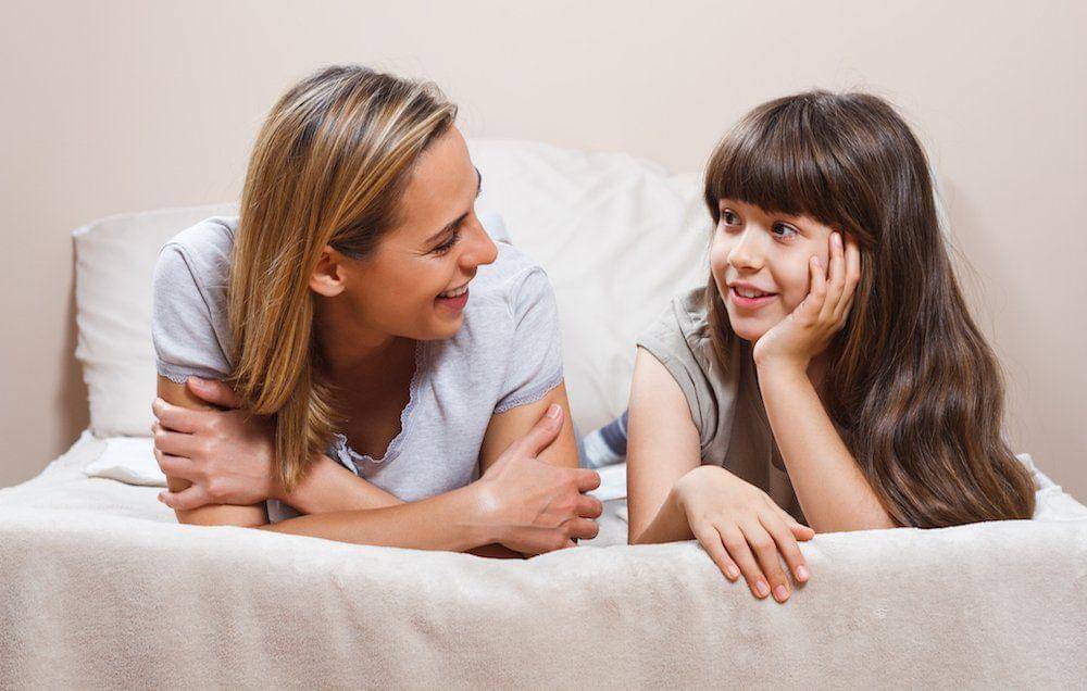 Senangnya mendengar suara Mama. - womenshealthmag.com